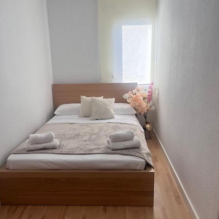 Ca La Lidia Apartment Viladecans Ngoại thất bức ảnh